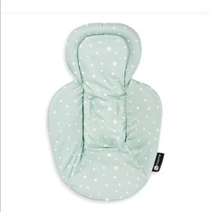 Mamaroo Newborn Insert